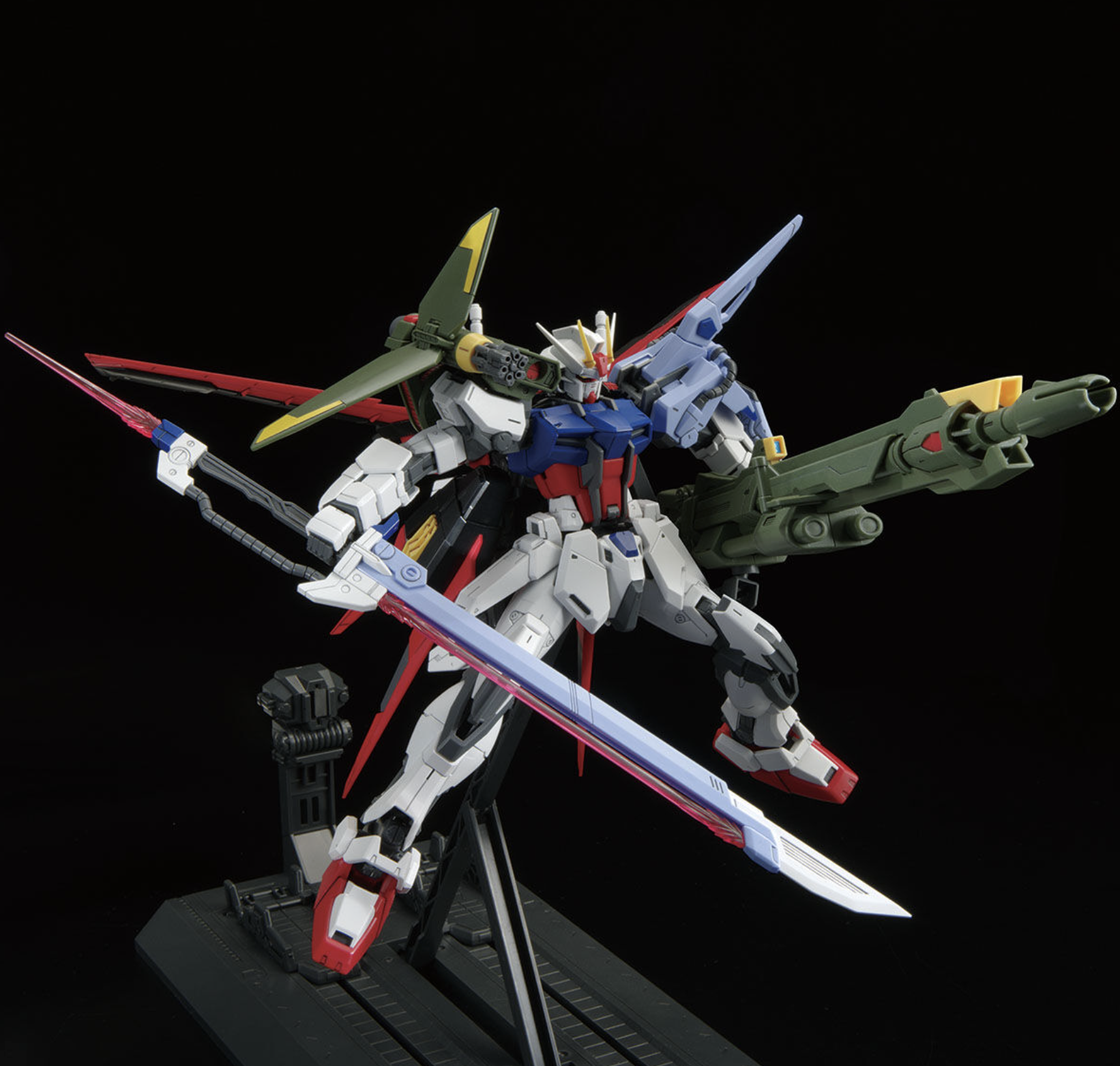 MG 1/100 Gundam Base Limited Perfect Strike Gundam Grand Slam Equipped Type - Image 7