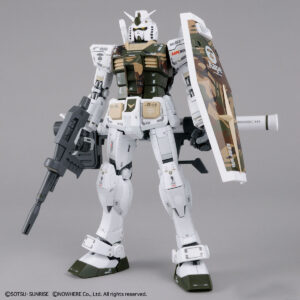 MG 1/100 AAPE RX-78-2 Gundam [GRN-CAMO]