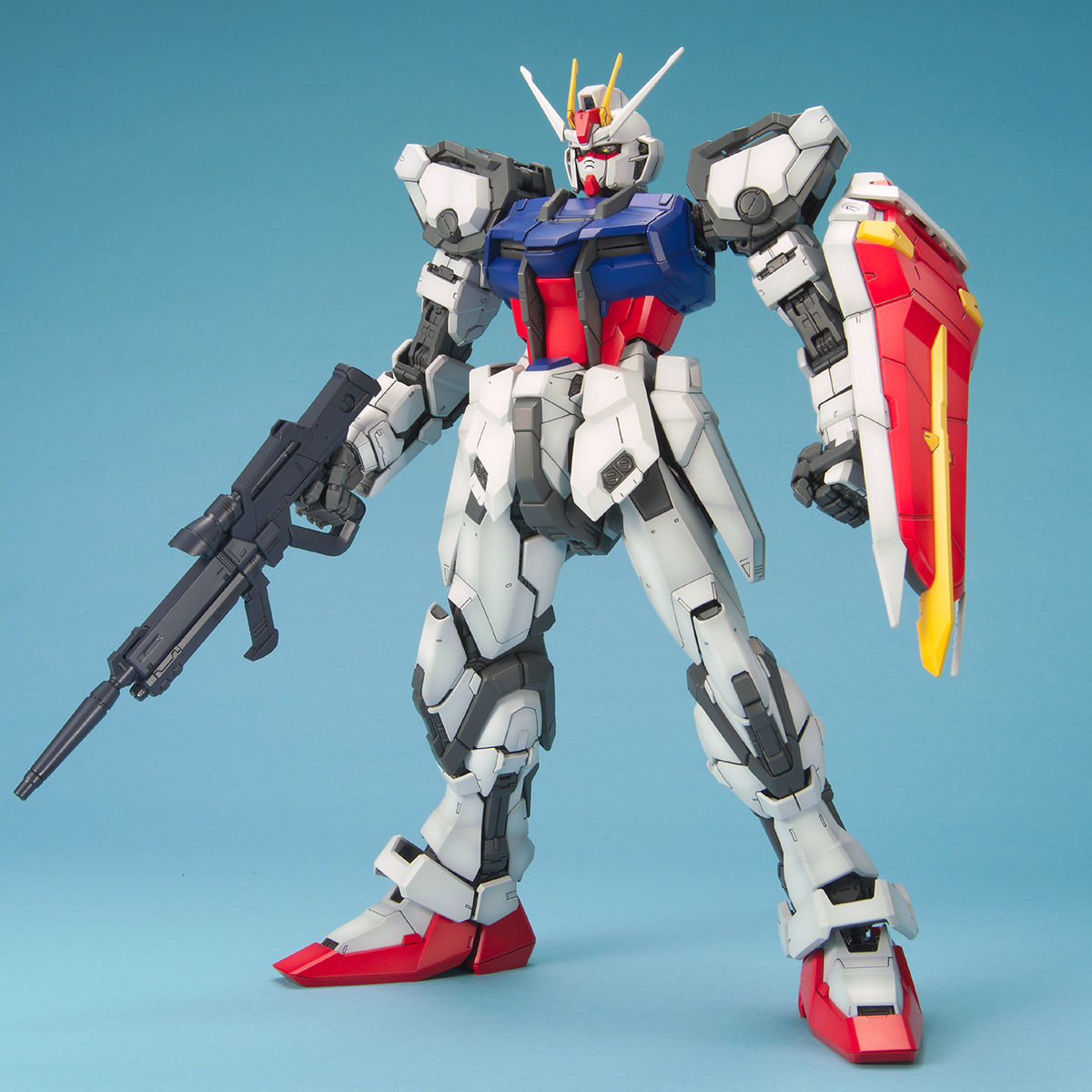 PG 1/60 Strike Gundam