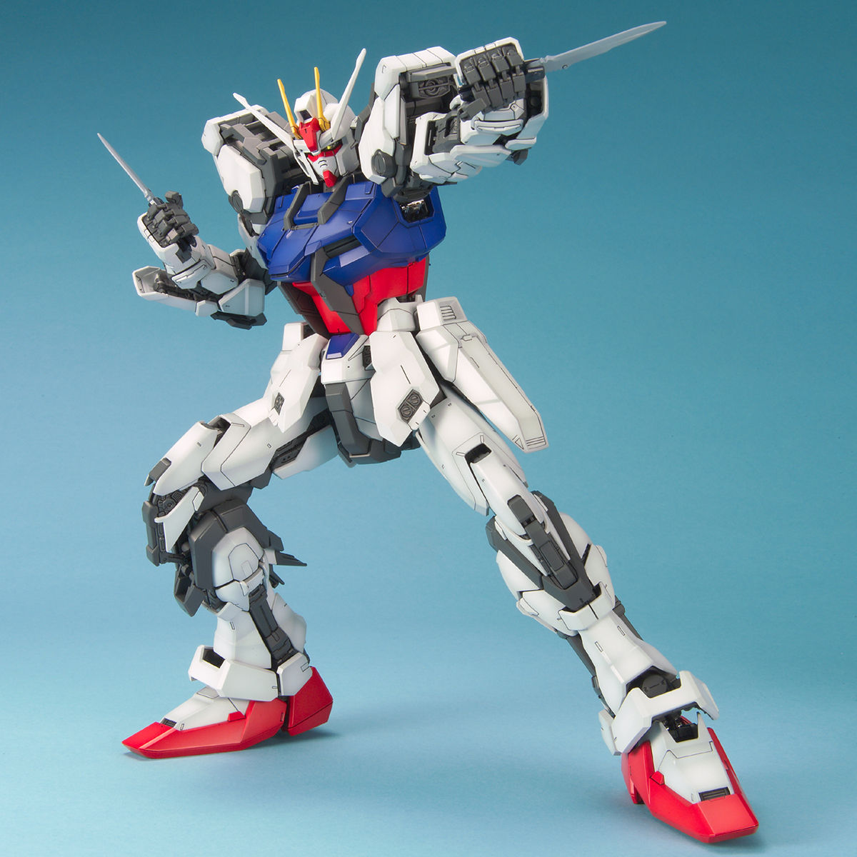 PG 1/60 Strike Gundam - Image 9